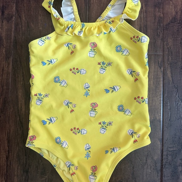Gap Yellow Floral Kids Swimsuit size 2T - Picture 1 of 4